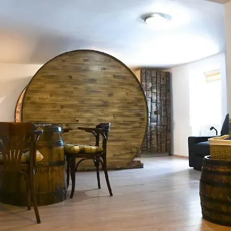 Fabrka Apartma *