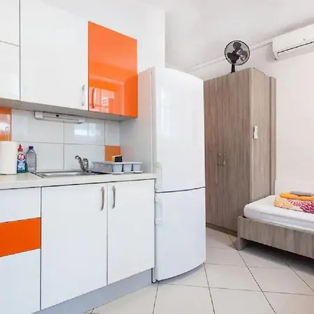 Apartma Fabrka